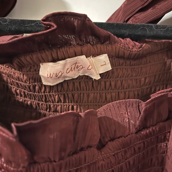 Ivy City Co Burgundy Maxi Dress - Picture 5 of 5